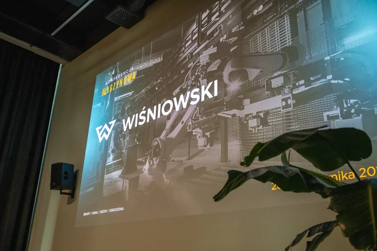 Dane, które napędzają efektywność – case study WIŚNIOWSKI podczas Konferencji Maszynowej 2025